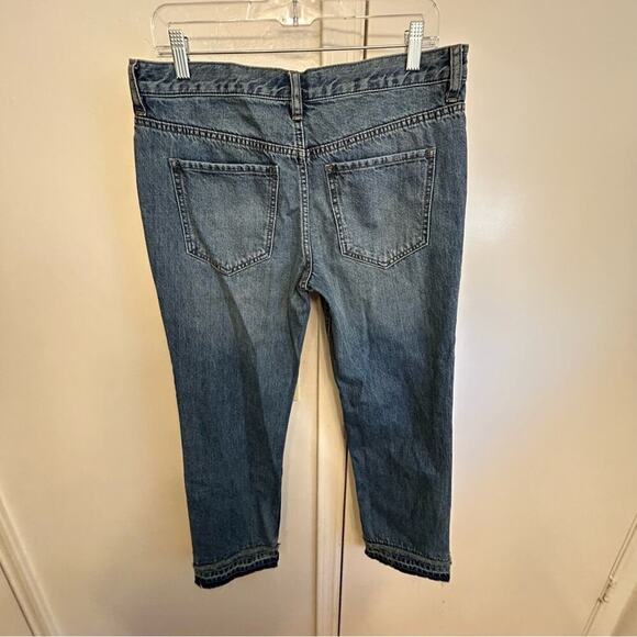 We The Free by Free People Medium Wash Frayed Hem Jeans Size 27 - Picture 6 of 9